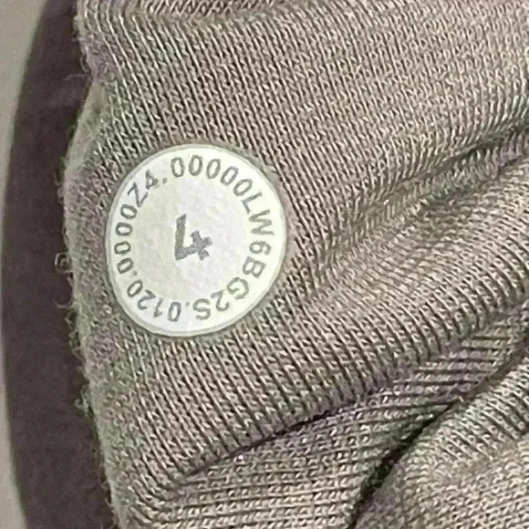 Lululemon Align Crop  21” leggings rejuvenate dark chrome multi size 4 - Picture 7 of 7